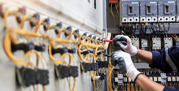 Professional Electrician technician working in Pecan Acres, TX